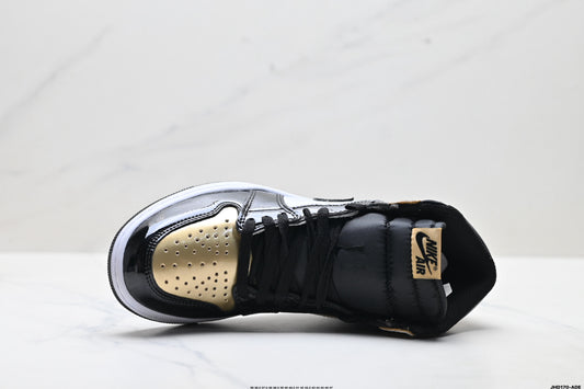 Air Jordan 1 Retro High Black White And Gold Oxide