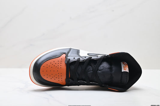 Air Jordan 1 Retro High Black White Orange