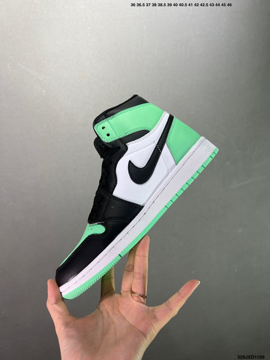 Air Jordan 1 Retro High Black White Green
