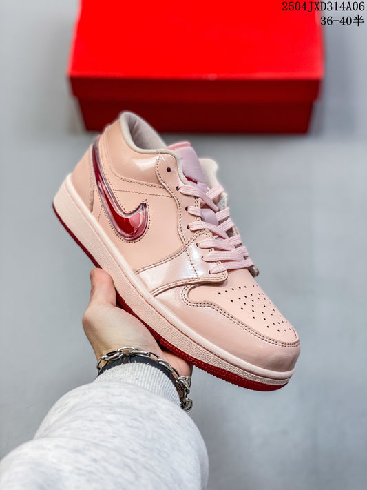 Air Jordan 1 Retro Low Carnation