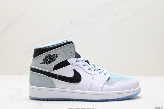 Air Jordan 1 Retro Mid Ice Blue