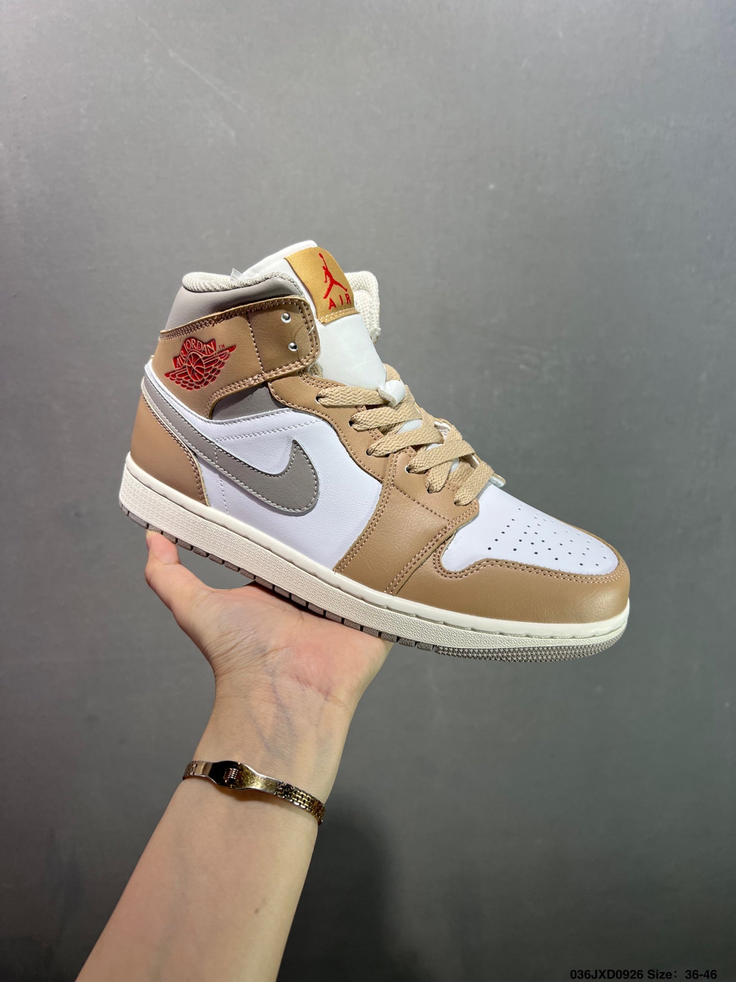 Air Jordan 1 Retro Mid White Brown