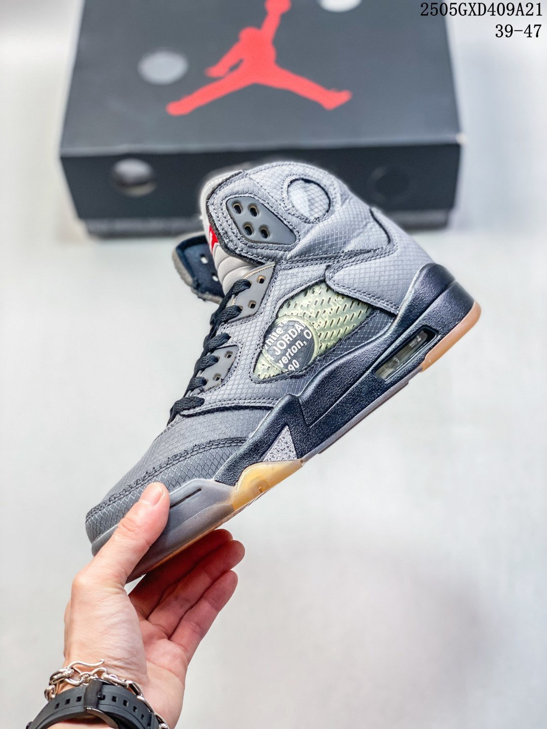 Air Jordan 5 Retro Grey