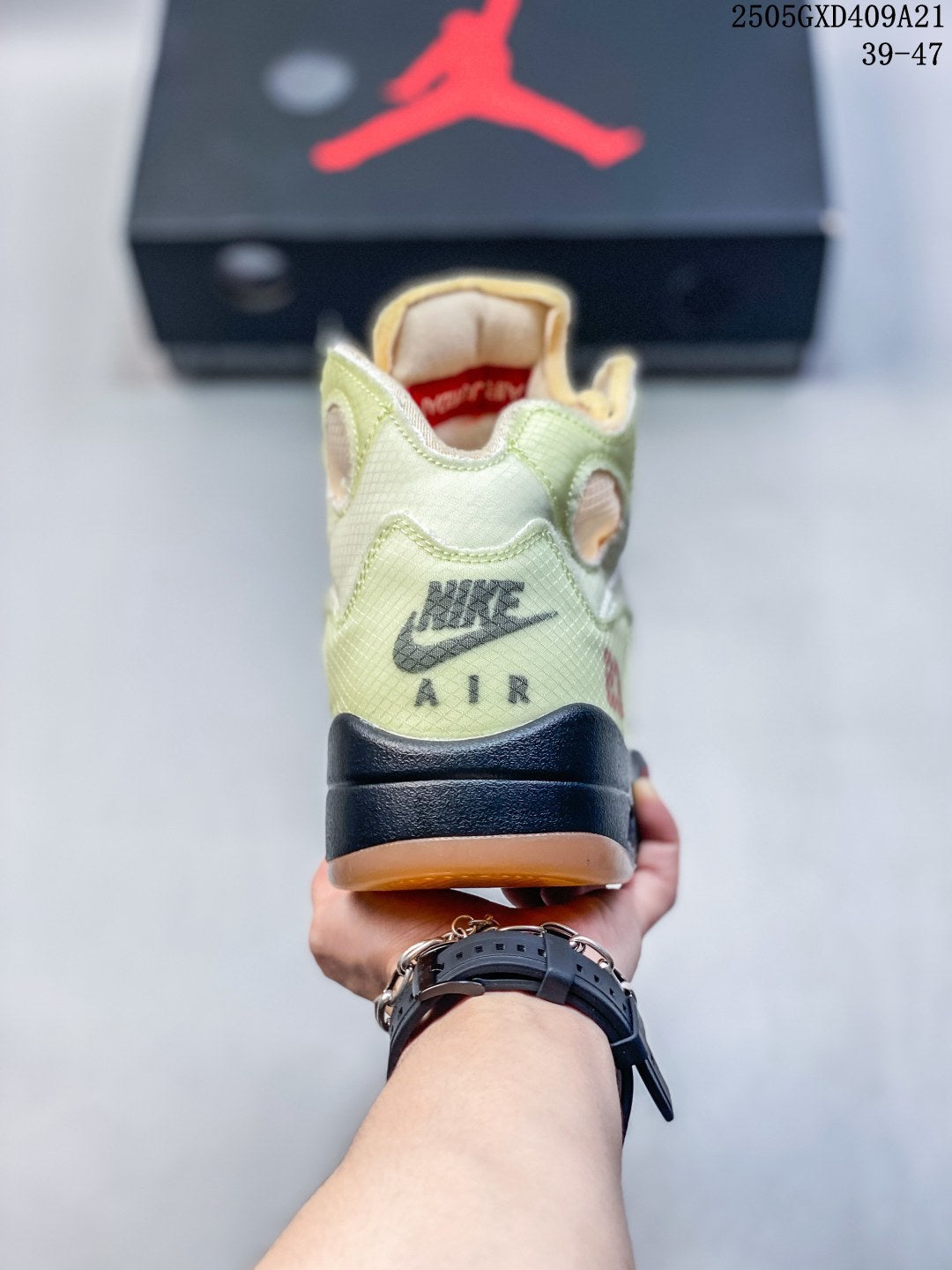 Air Jordan 5 Retro Yellow