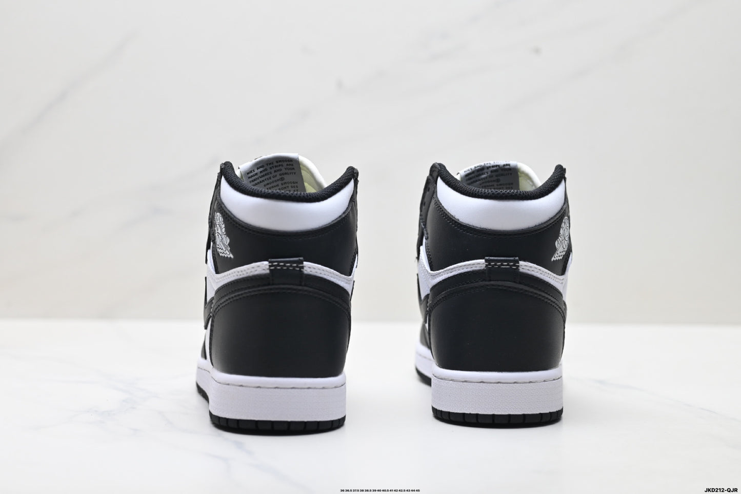 Air Jordan 1 Retro High Black White