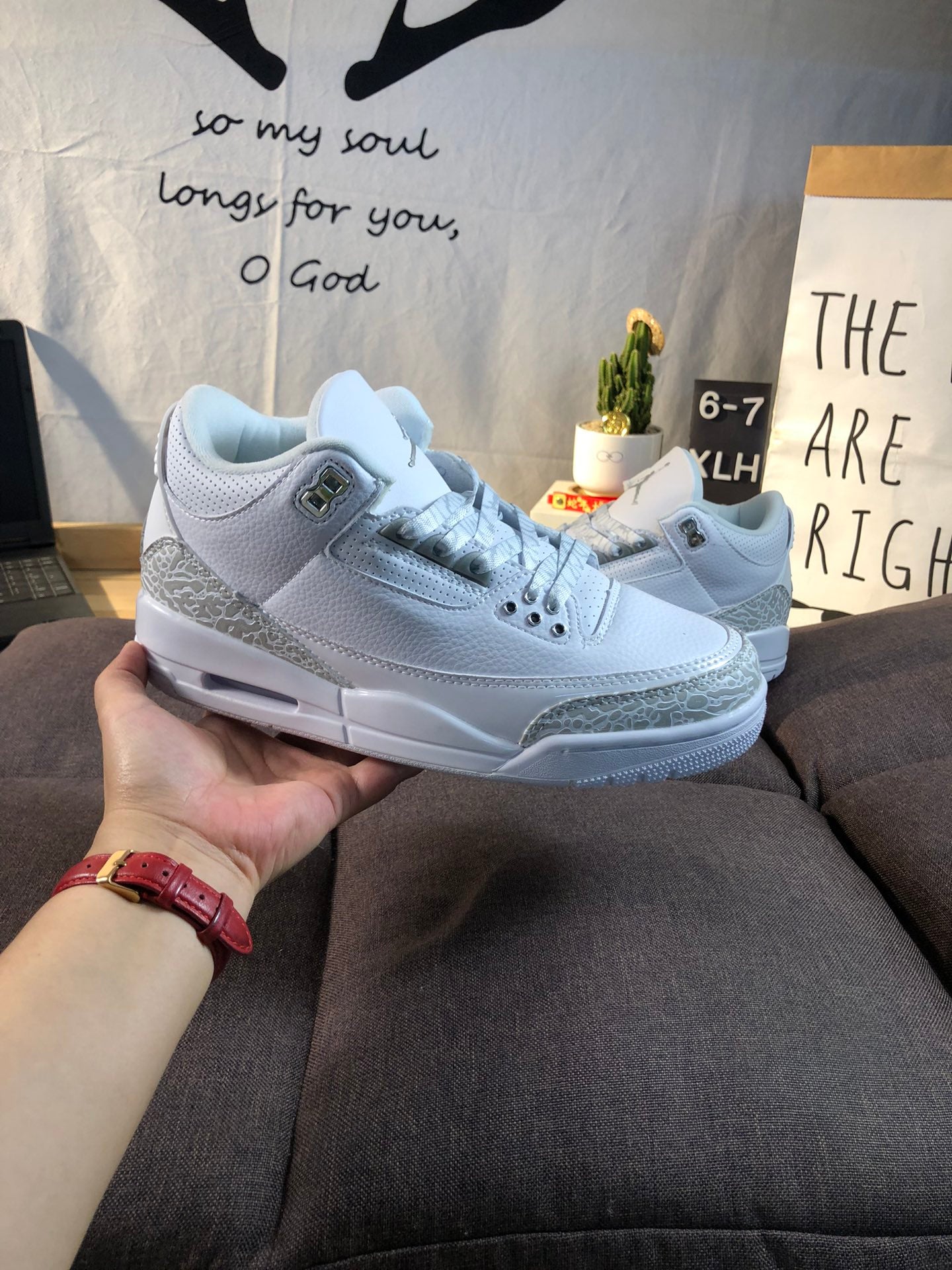Air Jordan 3 Retro White Grey