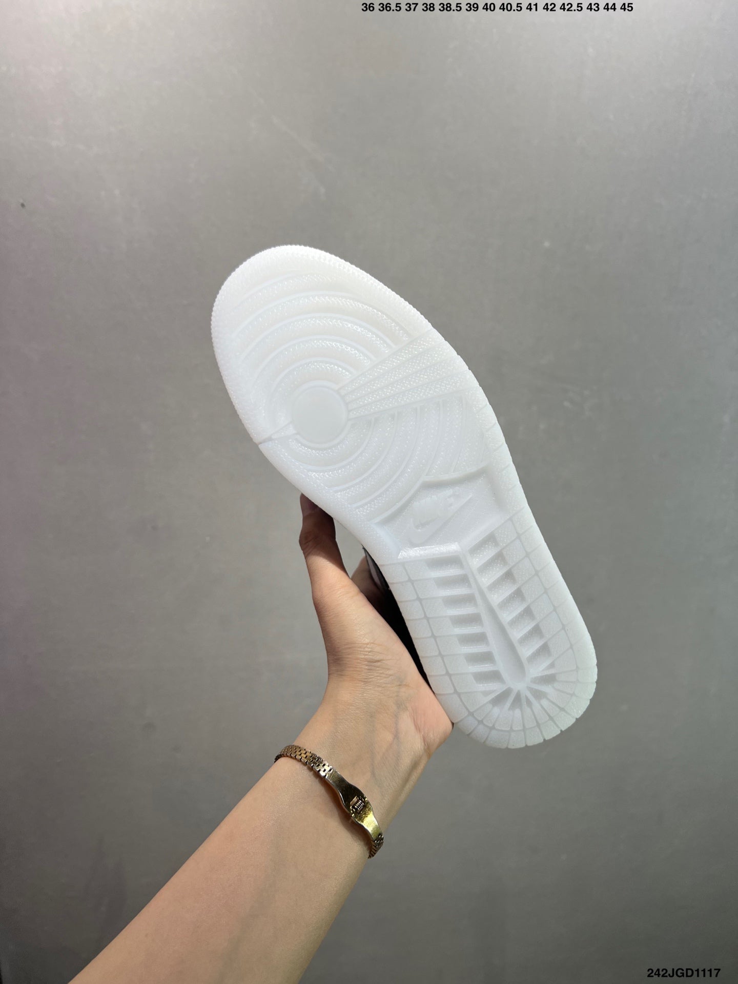 Air Jordan 1 Retro Low Grey Silver